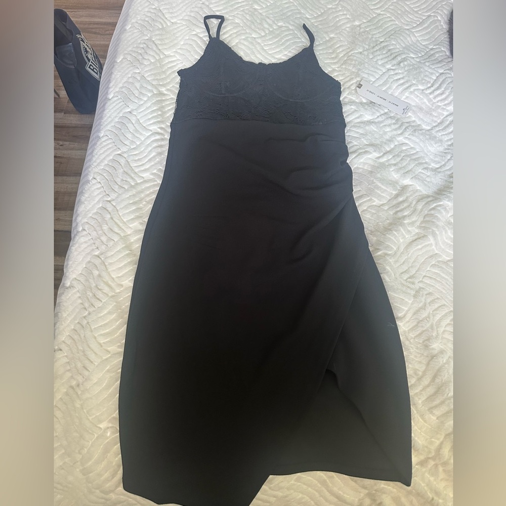 Elegant Black Lace Dress